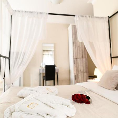 Garni Hotel Dash Novi Sad Buitenkant foto