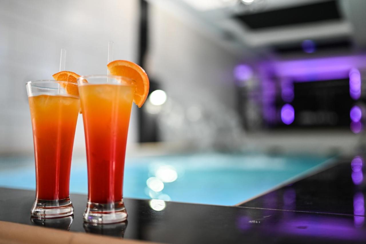 Garni Hotel Dash Novi Sad Buitenkant foto
